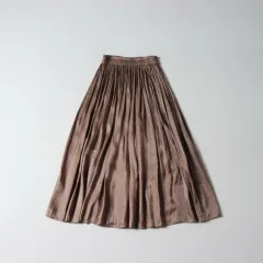 モノFILA プリーツ 밴딩 ロング スカートのサムネイル