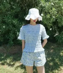 Lmml studio フラワーシャーリングスモークブルーブラウス