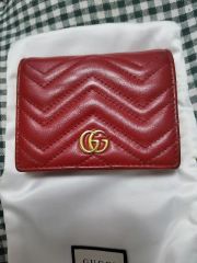 新品】GUCCI GGロゴ キルティング 二つ折り財布 - メルカリ