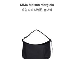 peaceminusone oversized messengerbag - メルカリ