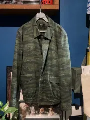A.P.C. アー・ペー・セー カモフラージュ パータン ジャケットのサムネイル
