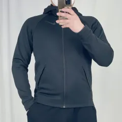 ナイキ ドライフィット ブラック フードジップアップ M 250318