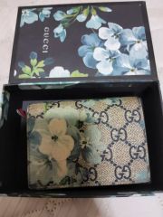 GUCCI 鳥と葉のプリント 長財布 小傷 やや使用感 本体のみ USED品