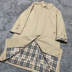 未使用タグ付 バーバリー トレンチコート ノバチェック ベルト キッズ