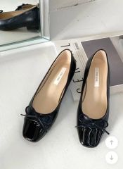 OHGA オーガ パンプス フラット バックル エナメル OHGA オーガ パンプス フラット バックル エナメル - メルカリ