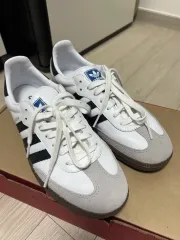 アディダス サンバ 出品