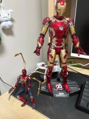 ナノコンバットスーツ トニースターク 1/6 素体と台座付き - メルカリ