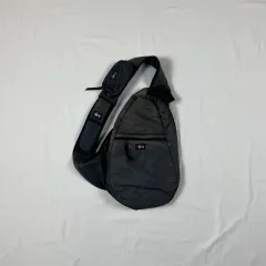90s STUSSY ステューシー ロゴ スリングバック クロスバック バッグのサムネイル