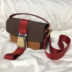 希少✨フェラガモ ケージバッグ ショルダー 金具2way 巾着 レザー 赤 