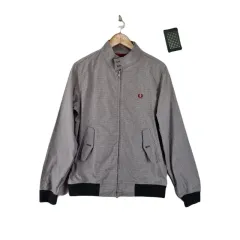 中古 FRED PERRY 日本 ジップアップ ジャケット 正規品 (メンズM) Z5528のサムネイル