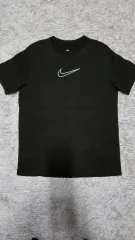 ナイキ スウッシュ バックロゴ 半袖Tシャツ