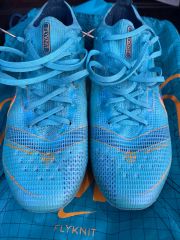 ナイキ Nikeハイパーヴェノムジョーダンネイマールフットサルシューズ