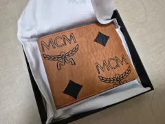 MCM エム シー エム 二つ折り財布のサムネイル