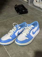 ジョーダン 1 ロー ユニバーシティ ブルー 275