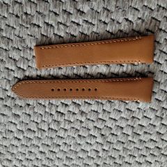 CODE 11.59 バイ オーデマ ピゲ カーフレザーストラップ Mサイズ