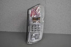 右 テールランプ テールライト (RK5 RK1) ステップワゴン スパーダ S 前期 P8896 s024104Dのサムネイル