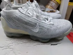 ナイキ 235 ヴェイパーマックス