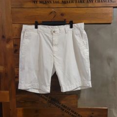 美品 CRUCIANI ハーフパンツ 34 白 ホワイト クルチアーニ - メルカリ
