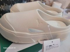 Jasmine 24cm PUMA SnowMan フロートフィット サンダル - メルカリ