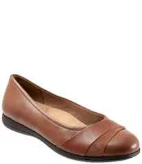 トロッターズ レディース シューズ パンプスエード レザー Trotters Danni Leather And Suede Flatsaddle