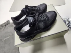 TOM FORD トムフォード サイズ8 オールブラックのサムネイル