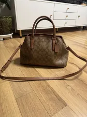 COACH シグネチャー バッグ