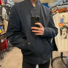 (NO 9) TOMMY HILFIGER トミーヒルフィガー リバーシブル ブルゾン