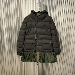 モンクレール x サカイ ダウンジャケットのサムネイル