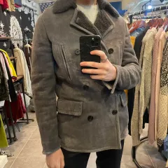 （NO 9）ALLSAINTS オールセインツ ムートン コート グレーのサムネイル