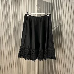 totem トーテム定価179850円 ペタルパネルスカート ブラック - メルカリ