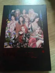 TWICE 9th Mini Album MORE & MORE A Ver.