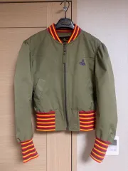 Vivienne Westwood ヴィヴィアン・ウエストウッド ブルゾン ジャケットのサムネイル