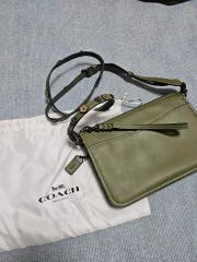 COACH お財布ショルダー グリーン ショルダー調節取り外し可 - メルカリ