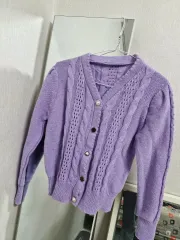 ニットカーディガン
