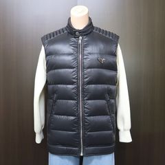 定価13万 2024モデル PRADA ダウン ベスト ブラック SGH069 - メルカリ
