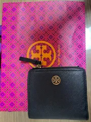トリーバーチ 二つ折り財布