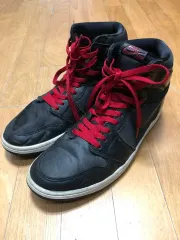 ナイキ エアジョーダン 1 レトロ ハイ ブラック ジムレッド 295