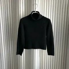 Prada カシミヤニット