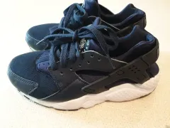 235 NIKE ハラチ ネイビー