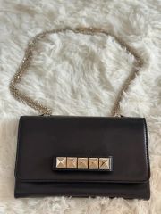 t31【未使用級】ヴァレンティノ レザー ブラック VLTN ショルダー