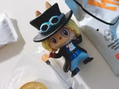ポップマート ラブブ ONE PIECE ラボ