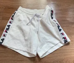 FILA ハーフパンツ トレーナー ズボンのサムネイル