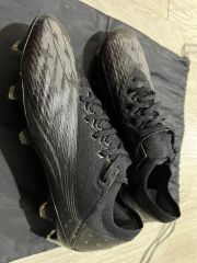 NIKE マーキュリアル 黒 ACC 人工芝用 - メルカリ