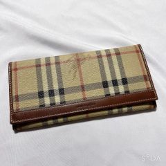 美品✨バーバリー 長財布 二つ折り キャンバス レザー ノバチェック