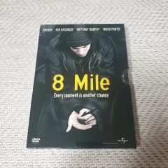 映画「8 Mile」劇場ポスター エミネムEminem 当時物 8マイル - メルカリ