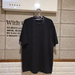 valentino ネック ロックスタッズ付き 半袖Tシャツ xxl - メルカリ