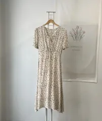 アナザー ベージュ ロング丈ワンピース