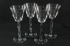 W27【新品同様】バカラ オンド ワイングラス 4客セット クリスタル W27【新品同様】バカラ オンド ワイングラス 4客セット クリスタル