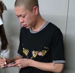 ガボール Gabor Tシャツ 木村拓哉さん 着用 - メルカリ