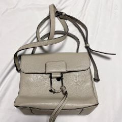 CAFUNÉ カフネ ショルダーバッグ ベージュ エトゥープ - メルカリ